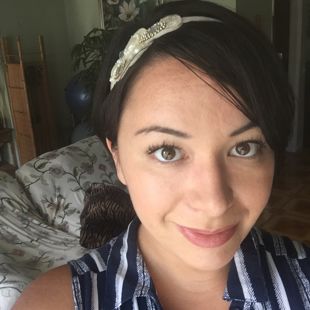 Meet your Posher, Janelle